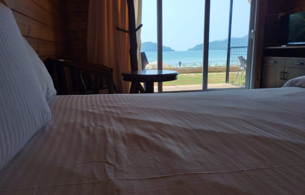 Premium Luxury Sea View Cottage Ground Floor 